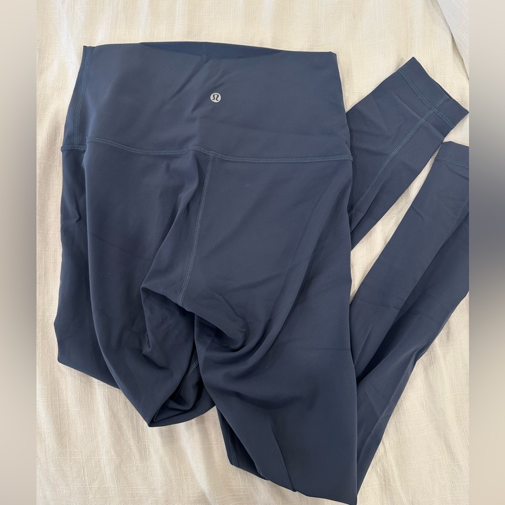 Lululemon winder under ultra high rise